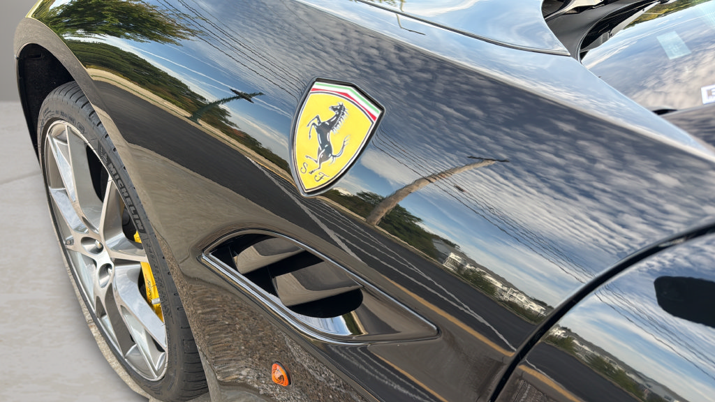 Used 2012 Ferrari California RWD image 25