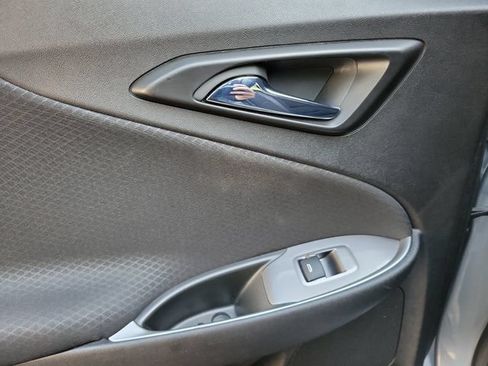 Used 2025 Chevrolet Malibu RS FWD image 18