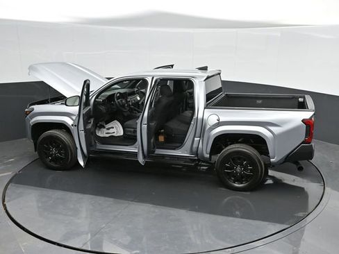 Used 2025 Toyota Tacoma SR image 50