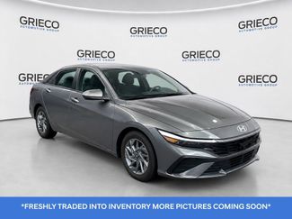 Used 2024 Hyundai Elantra SEL FWD video 1