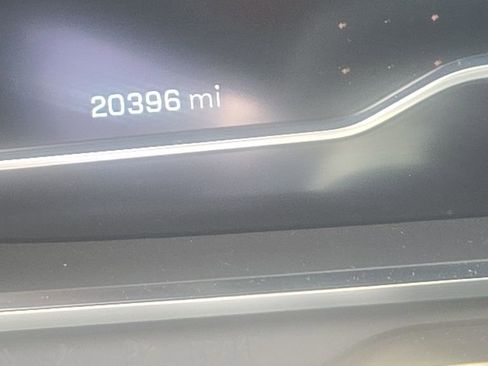 Used 2022 Chevrolet Tahoe LT w/ Luxury Package RWD image 3