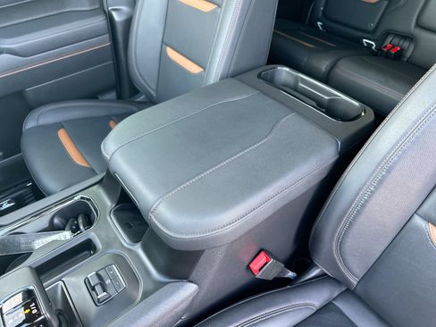 Used 2025 GMC Sierra 1500 AT4 w/ AT4 Premium Package AWD/4WD image 22