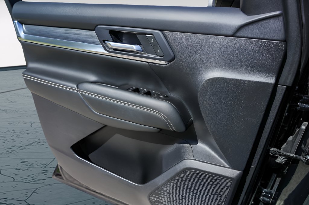 Used 2025 GMC Terrain Elevation FWD image 22