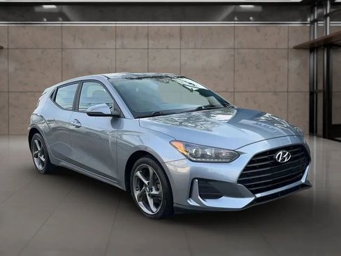 Used 2019 Hyundai Veloster 2.0 image 1