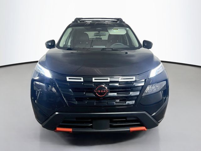 Used 2026 Nissan Rogue SV AWD/4WD image 2