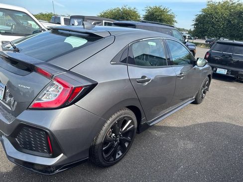 Used 2017 Honda Civic Sport image 3