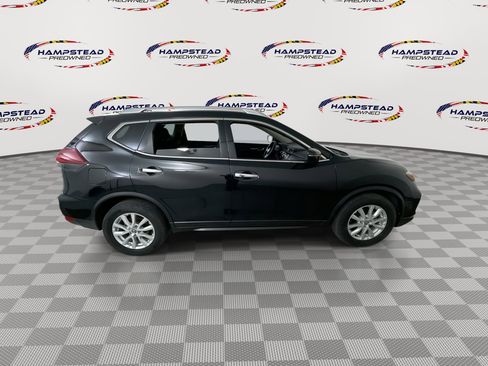 Used 2018 Nissan Rogue SV FWD image 9