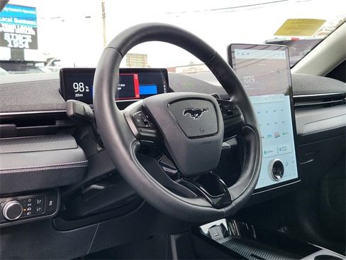 Certified 2022 Ford Mustang Mach-E Premium image 19