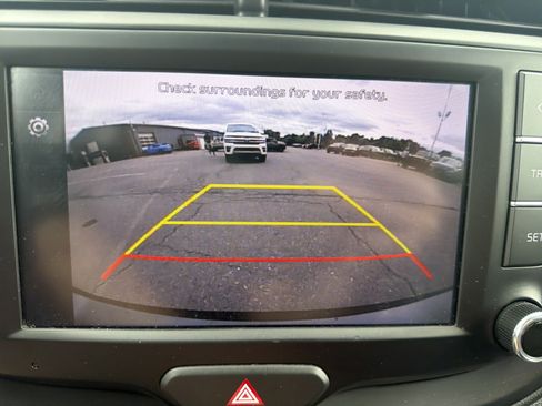 Used 2024 Kia Soul LX w/ Option Group 015 FWD image 26