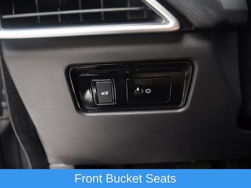 Used 2018 Jaguar F-PACE Premium AWD/4WD image 7