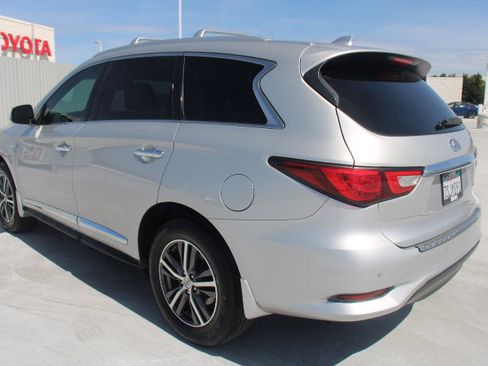 Used 2016 INFINITI QX60 Luxe w/ Premium Plus Package AWD/4WD image 5