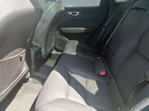 Used 2023 Volvo XC60 T8 Plus w/ Climate Package AWD/4WD image 22