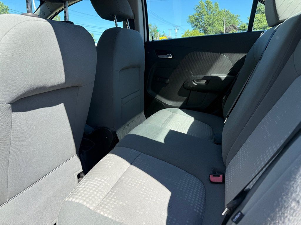 Used 2012 Chevrolet Sonic LS FWD image 10