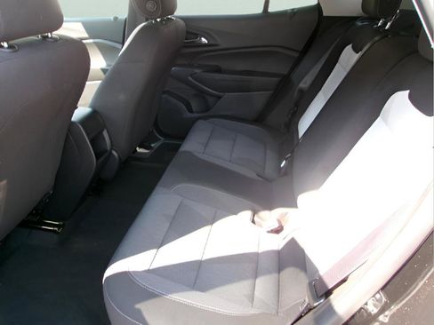 Used 2025 Chevrolet Trax LS FWD image 9