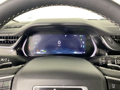 Used 2022 Jeep Grand Cherokee Limited 4xe w/ Luxury Tech Group II image 22