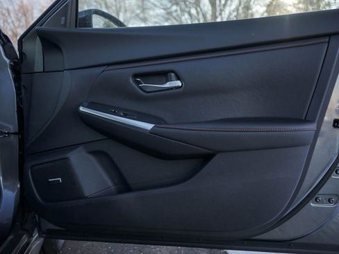 New 2025 Nissan Sentra SR w/ SR Premium Package image 8