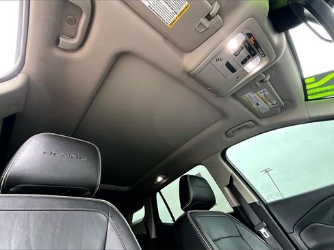 Used 2020 GMC Terrain Denali image 22