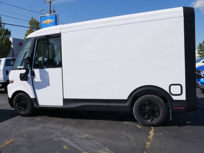 New 2025 Chevrolet Brightdrop 400 w/ Power Door Package