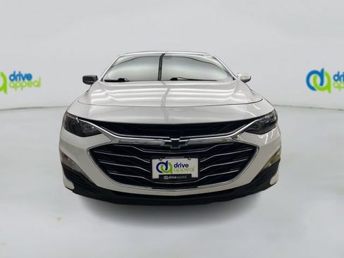 Used 2020 Chevrolet Malibu LT FWD image 13