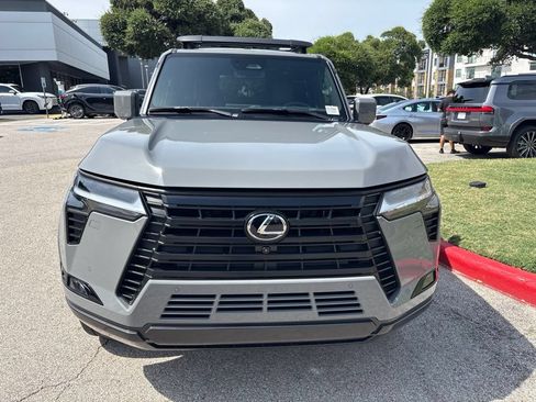 Certified 2025 Lexus GX 550 AWD/4WD image 8