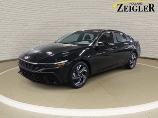Used 2025 Hyundai Elantra Sport FWD video 1