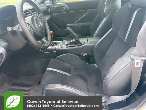 Used 2023 Toyota GR86 Premium w/ ALL Weather Mat Package (TMS) RWD image 17