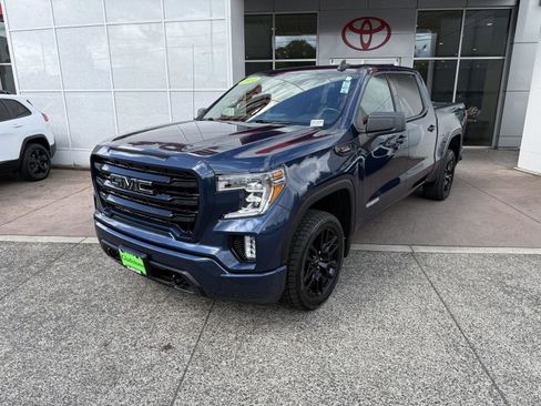 Used 2021 GMC Sierra 1500 Elevation w/ LPO, Elevation Black Package AWD/4WD image 2