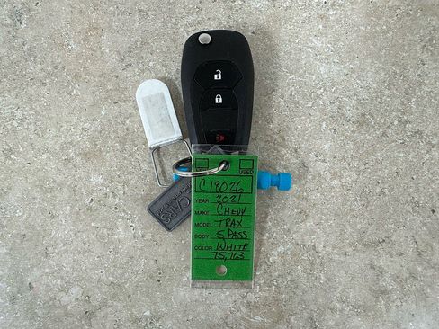 Used 2021 Chevrolet Trax LS w/ Tint and Cruise Package FWD image 28