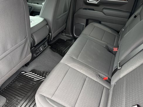 New 2026 GMC Sierra 1500 Elevation image 13