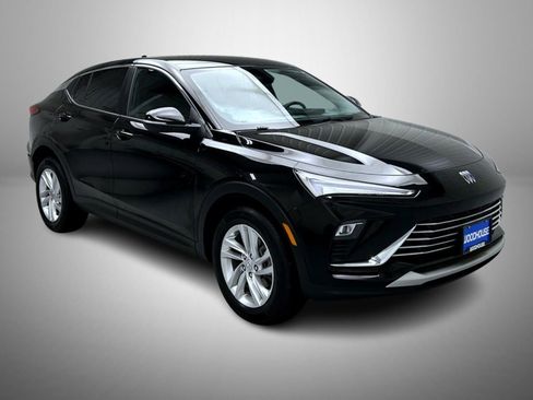 Used 2024 Buick Envista Preferred w/ Convenience I Package image 3