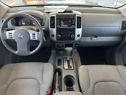 Used 2016 Nissan Frontier SV AWD/4WD image 12