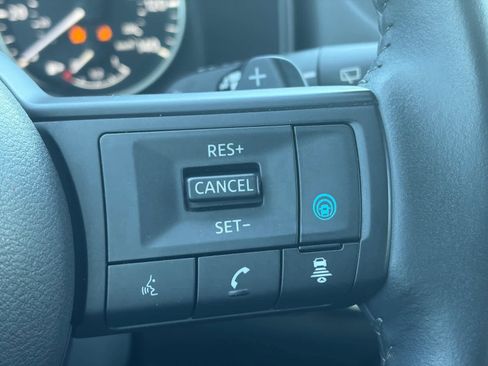 Certified 2024 Nissan Rogue SV w/ SV Premium Package image 19