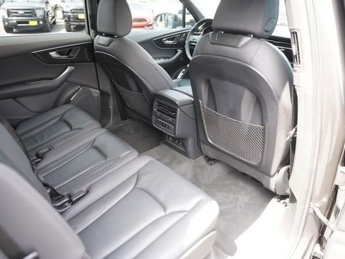 Used 2021 Audi Q7 3.0T Premium w/ Convenience Package AWD/4WD image 15