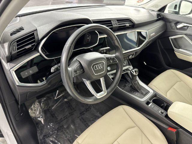 Used 2020 Audi Q3 2.0T Prestige w/ Prestige Package AWD/4WD image 25