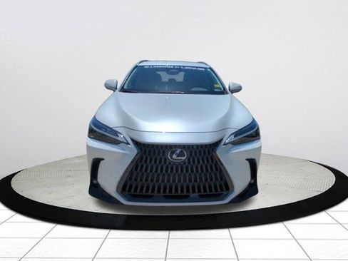 Used 2023 Lexus NX 250 FWD w/ Towing Package (2000 Lbs) image 9