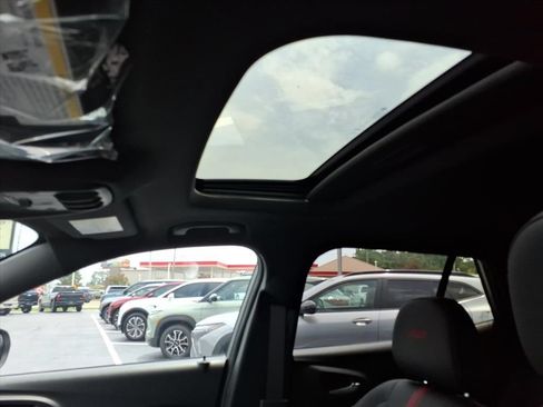 New 2026 Chevrolet Trax RS w/ Sunroof Package FWD image 11