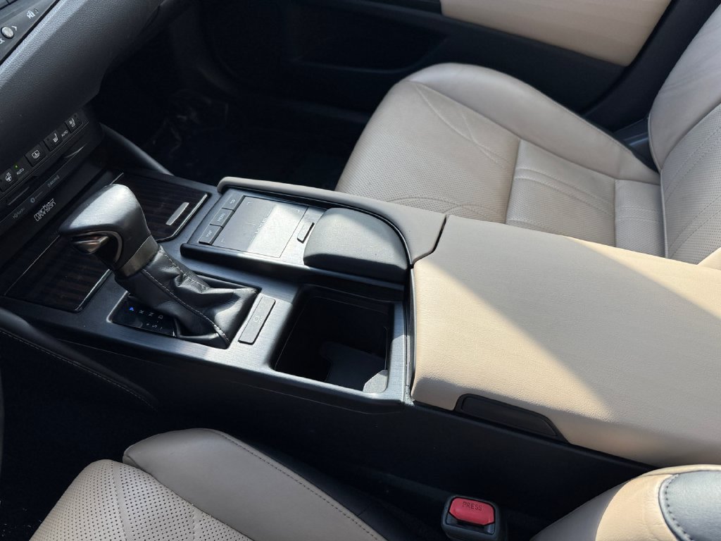 Used 2019 Lexus ES 350 w/ Accessory Package 2 FWD image 26