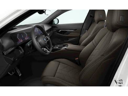 New 2026 BMW 540i xDrive 540i xDrive w/ M Sport Package image 5