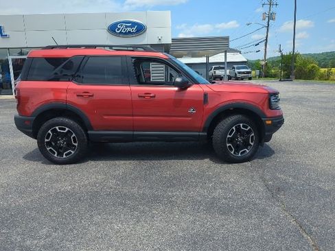 Used 2023 Ford Bronco Sport Outer Banks w/ Tech Package AWD/4WD image 33