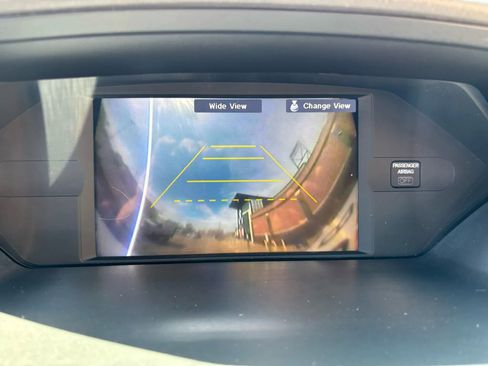 Used 2012 Honda Odyssey Touring Elite image 16