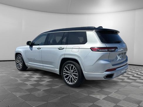 Used 2024 Jeep Grand Cherokee L Summit image 3