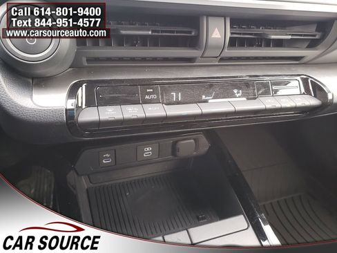 Used 2026 Toyota Prius LE image 21