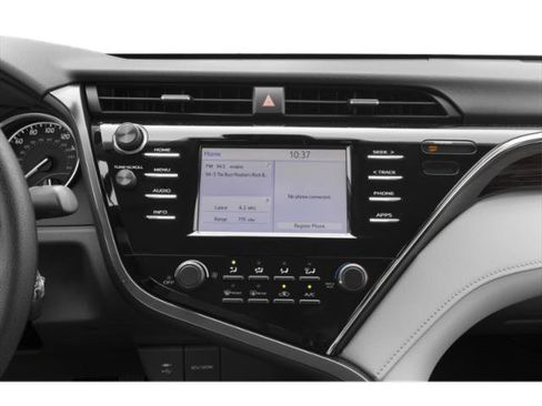 Used 2019 Toyota Camry LE FWD image 10
