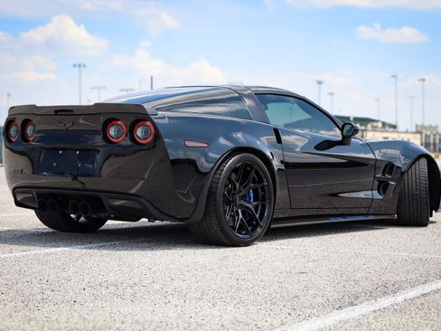 Used 2010 Chevrolet Corvette ZR1 w/ Preferred Equipment Group image 4