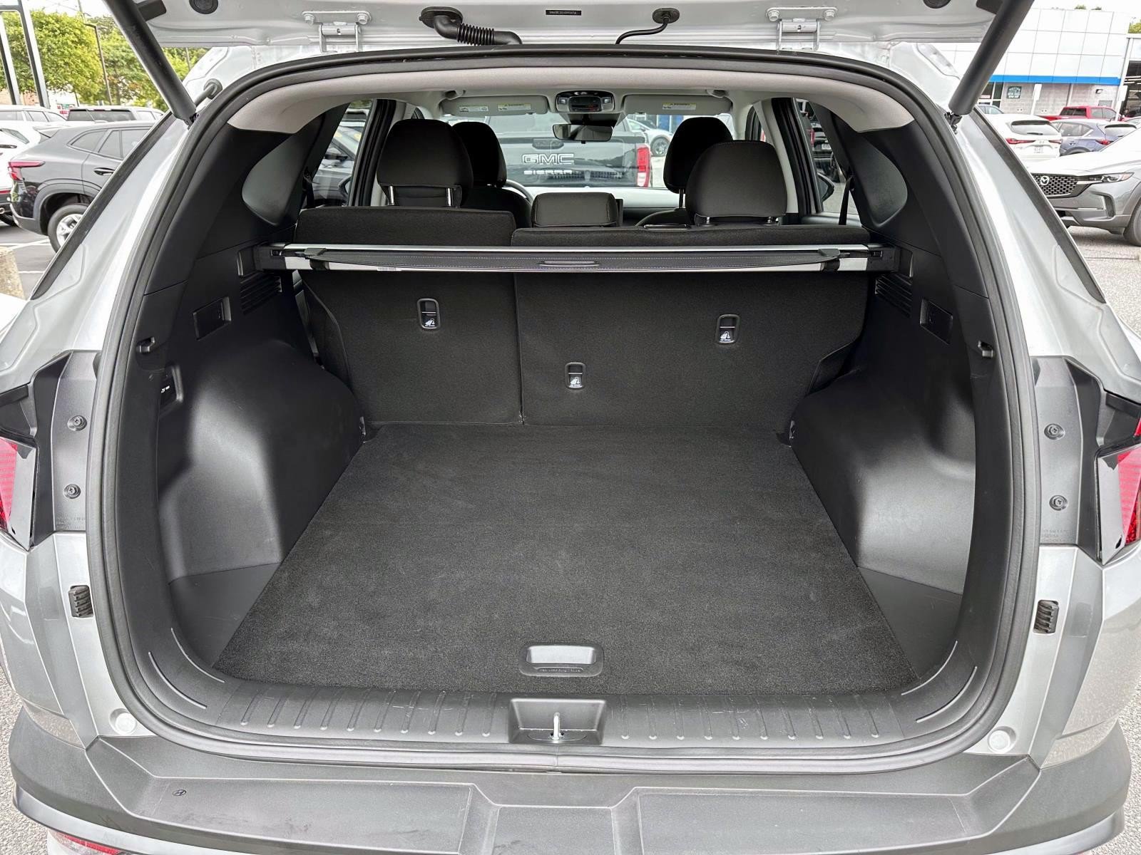 Used 2025 Hyundai Tucson SEL AWD/4WD image 7