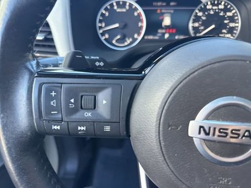 Used 2021 Nissan Rogue SV w/ Premium Package image 20