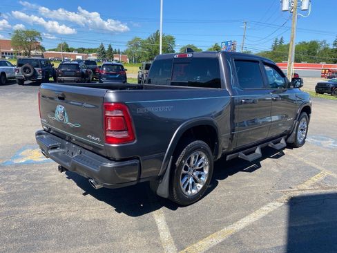 Used 2022 RAM 1500 Laramie w/ Sport Appearance Package AWD/4WD image 5