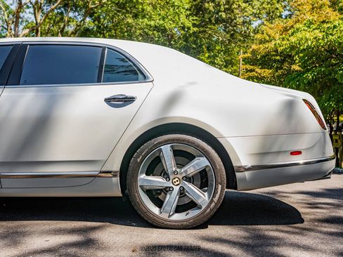 Used 2019 Bentley Mulsanne Speed image 5