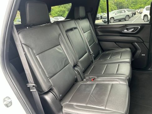 Used 2024 Chevrolet Tahoe LT AWD/4WD image 37