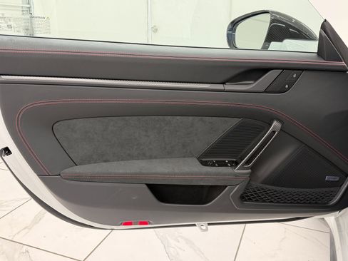 New 2026 Porsche 911 GT3 image 29